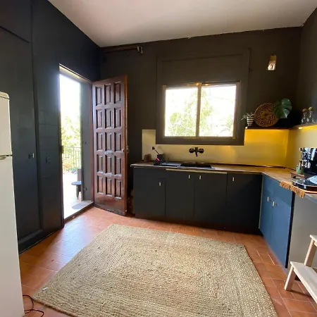 Charming In A Duplex With Garden & Balcony Appartement Cunit