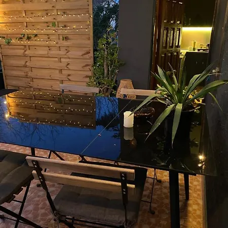 Charming In A Duplex With Garden & Balcony