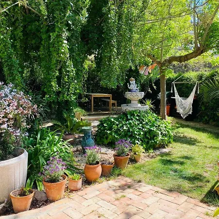 Appartement Charming In A Duplex With Garden & Balcony