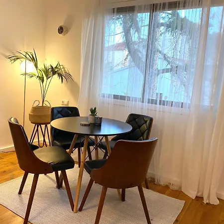 Charming In A Duplex With Garden & Balcony Appartement
